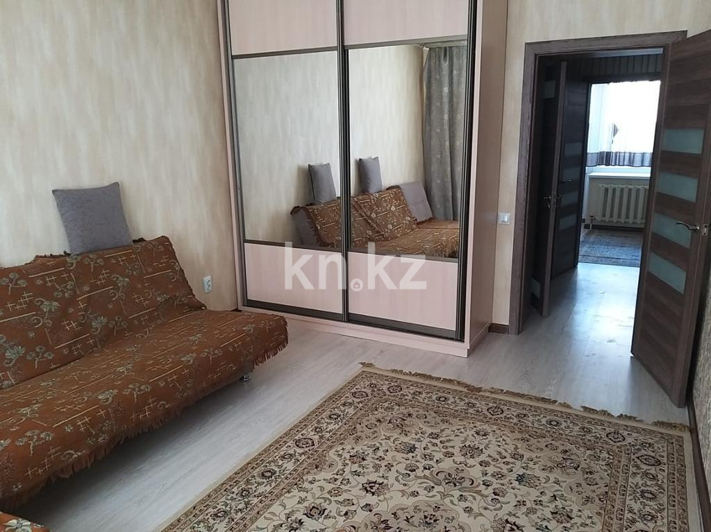 Аренда 1-комнатной квартиры, 42 м² в Астане