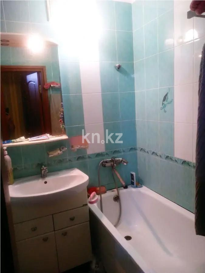 Продажа 3-комнатной квартиры, 68 м², ул. Язева, дом  1 в Караганде - фото 4