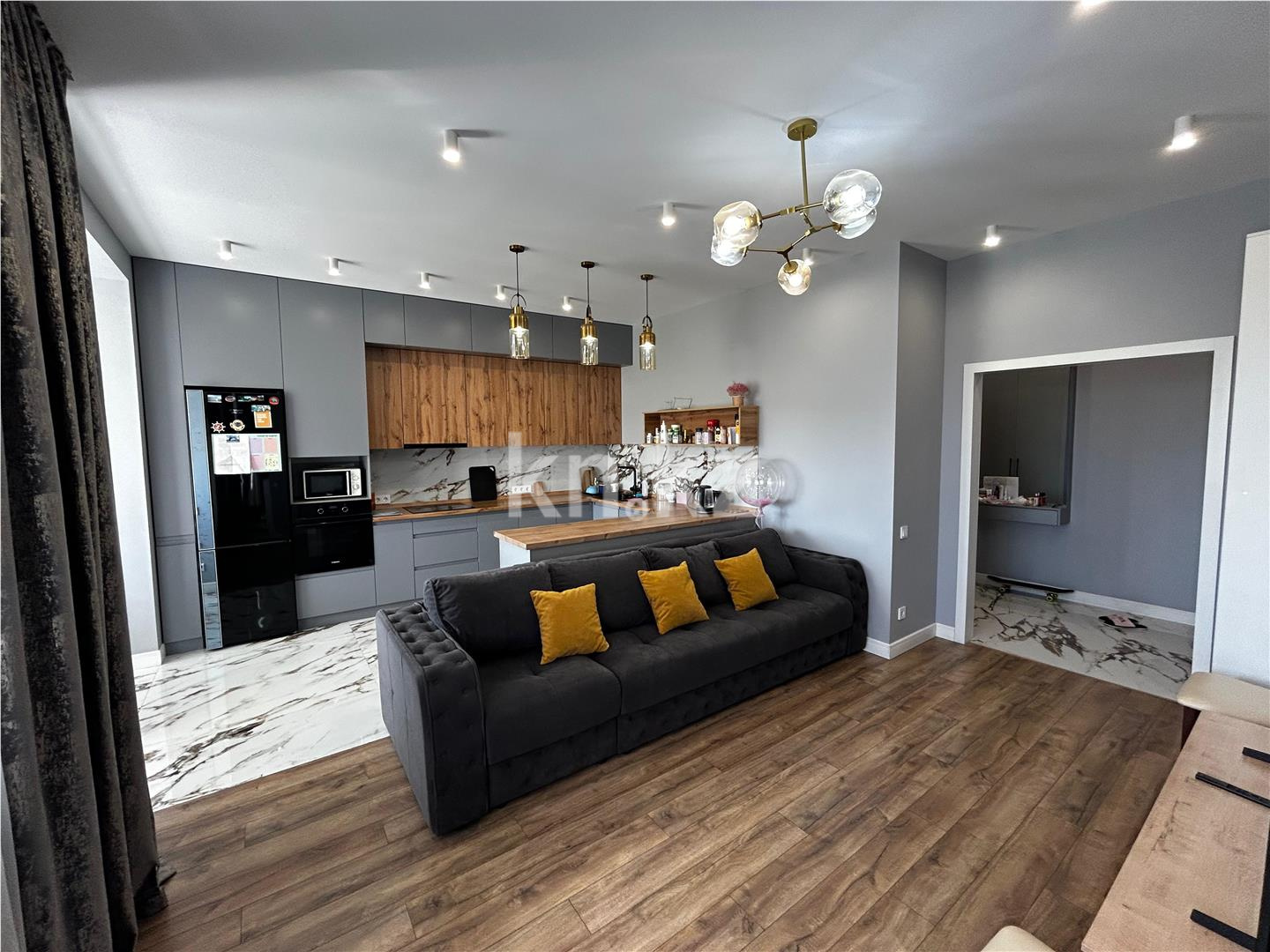 Продажа 5-комнатной квартиры, 128 м², мкр. Степной-4, дом  15/2 в Караганде - фото 3