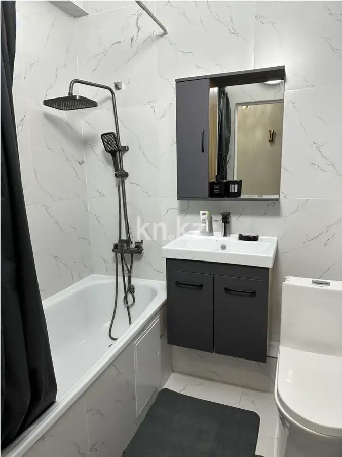Продажа 3-комнатной квартиры, 68.5 м² в Алматы - фото 4