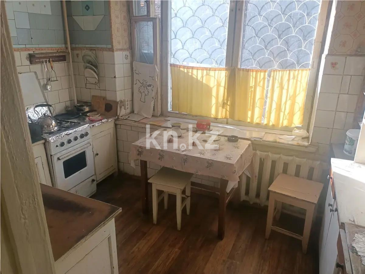 Продажа 3-комнатной квартиры, 71 м², ул. Валиханова, дом  84 в Алматы - фото 2