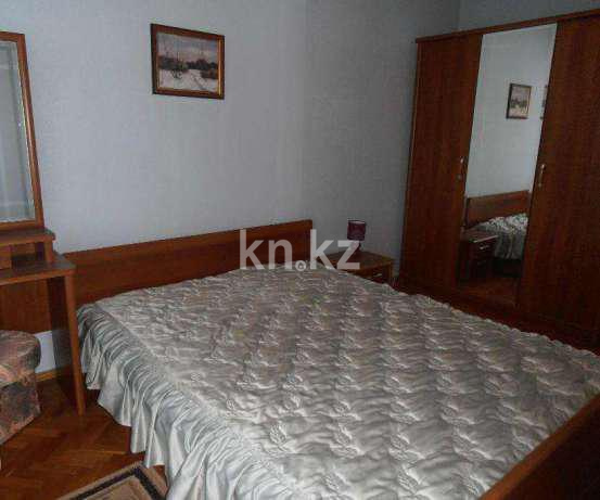 Аренда 1-комнатной квартиры посуточно, 32 м², пр. Бухар-жырау, дом  70 в Караганде - фото 2