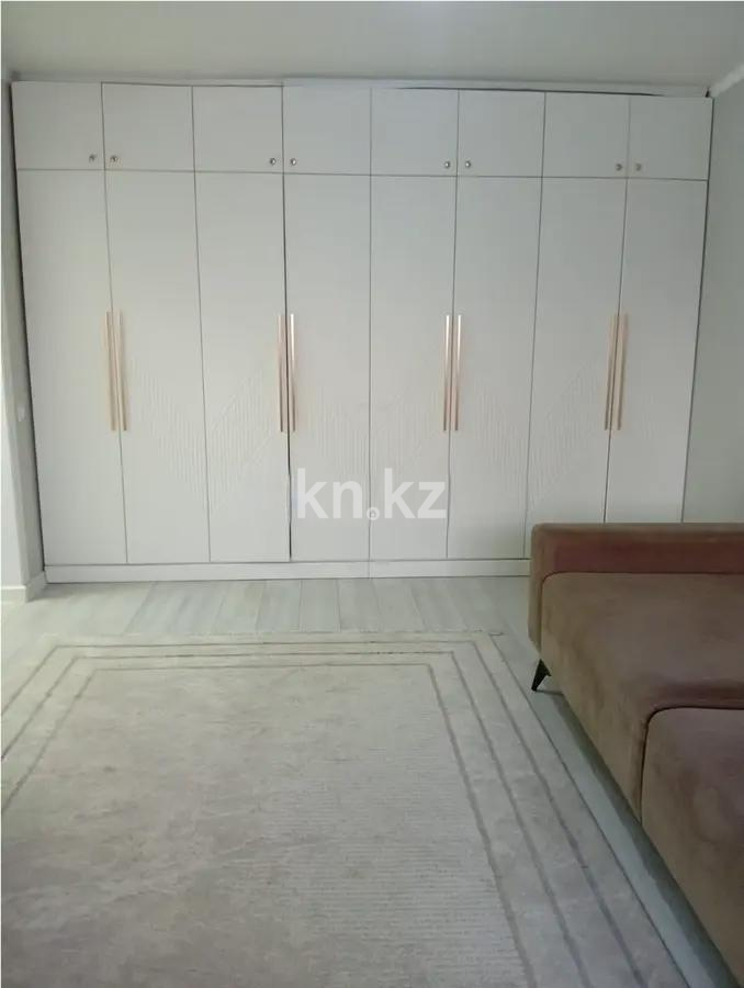 Продажа 1-комнатной квартиры, 38 м², мкр. Тастак-1, дом  15 в Алматы - фото 2