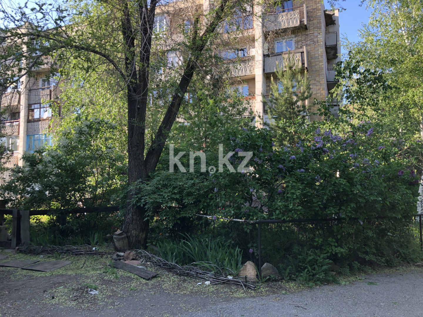 Продажа 3-комнатной квартиры, 85 м², ул. Аманжолова, дом  43 в Караганде - фото 23