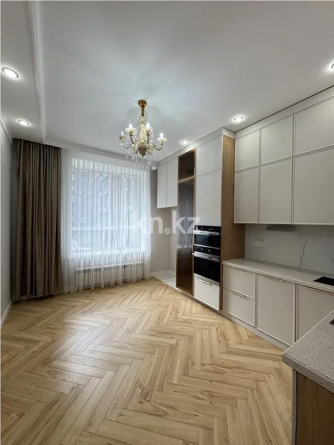Продажа 5-комнатной квартиры, 161.5 м² в Астане - фото 6