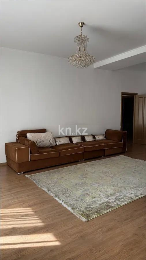 Продажа 3-комнатной квартиры, 110.5 м², пр. Аль-Фараби, дом  21 в Алматы