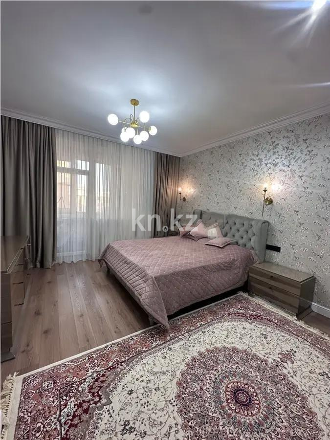 Продажа 4-комнатной квартиры, 135 м², пр. Мангилик Ел, дом  42 в Астане - фото 2