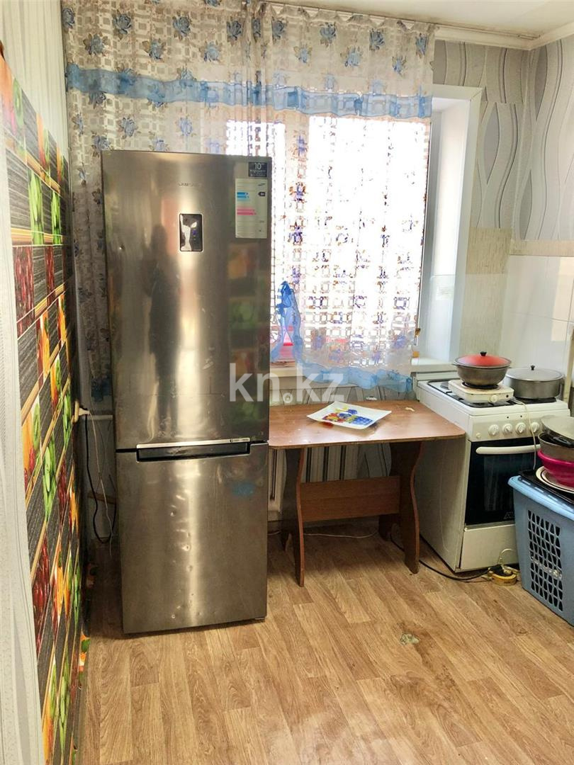 Продажа 3-комнатной квартиры, 62 м², 1 кв-л, дом  16 в Караганде - фото 8