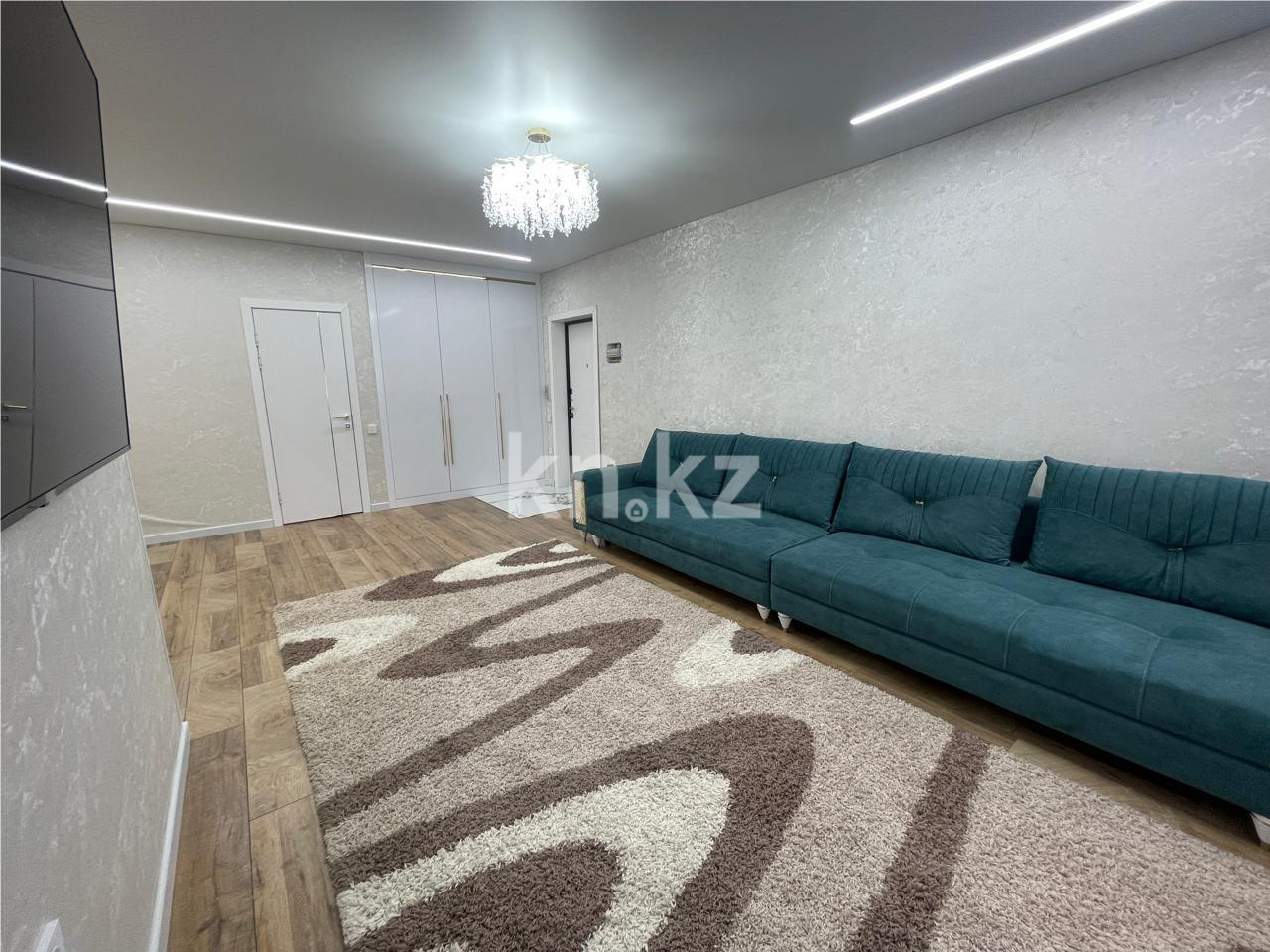 Продажа 2-комнатной квартиры, 63 м², ул. Муканова в Караганде - фото 3