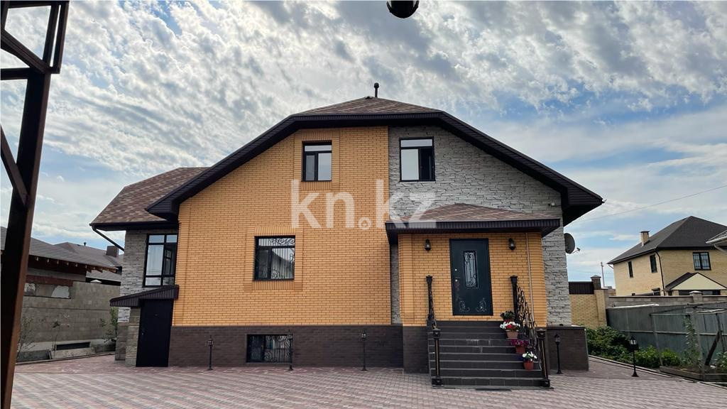 Продажа 9-комнатного дома, 286.3 м² в Караганде