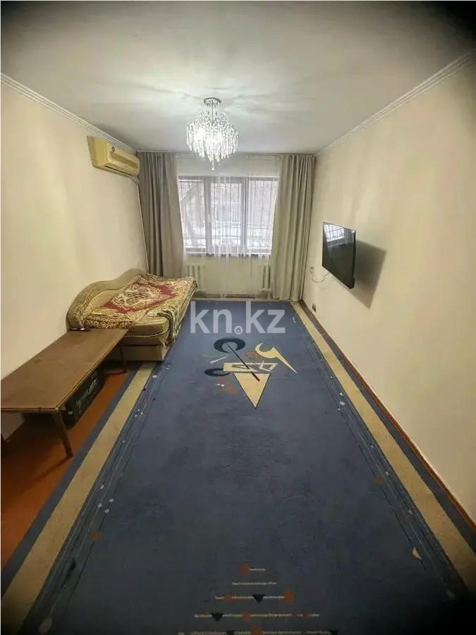 Продажа 3-комнатной квартиры, 60 м², мкр-н 5, дом  9 в Алматы