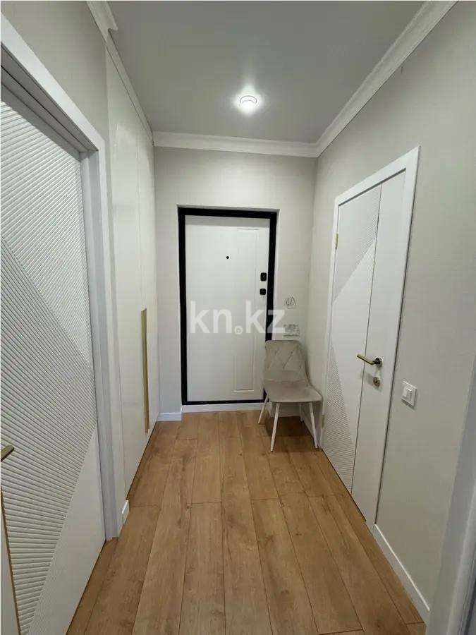 Продажа 1-комнатной квартиры, 38 м², ул. Нажимеденова, дом  15 в Астане - фото 4