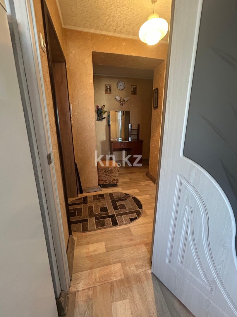 Продажа 2-комнатной квартиры, 56 м² в Усть-Каменогорске - фото 4
