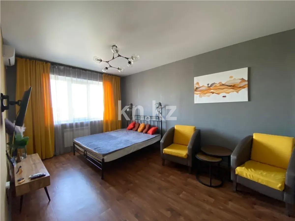 Продажа 1-комнатной квартиры, 35 м², мкр-н Аксай-4, дом  83 в Алматы