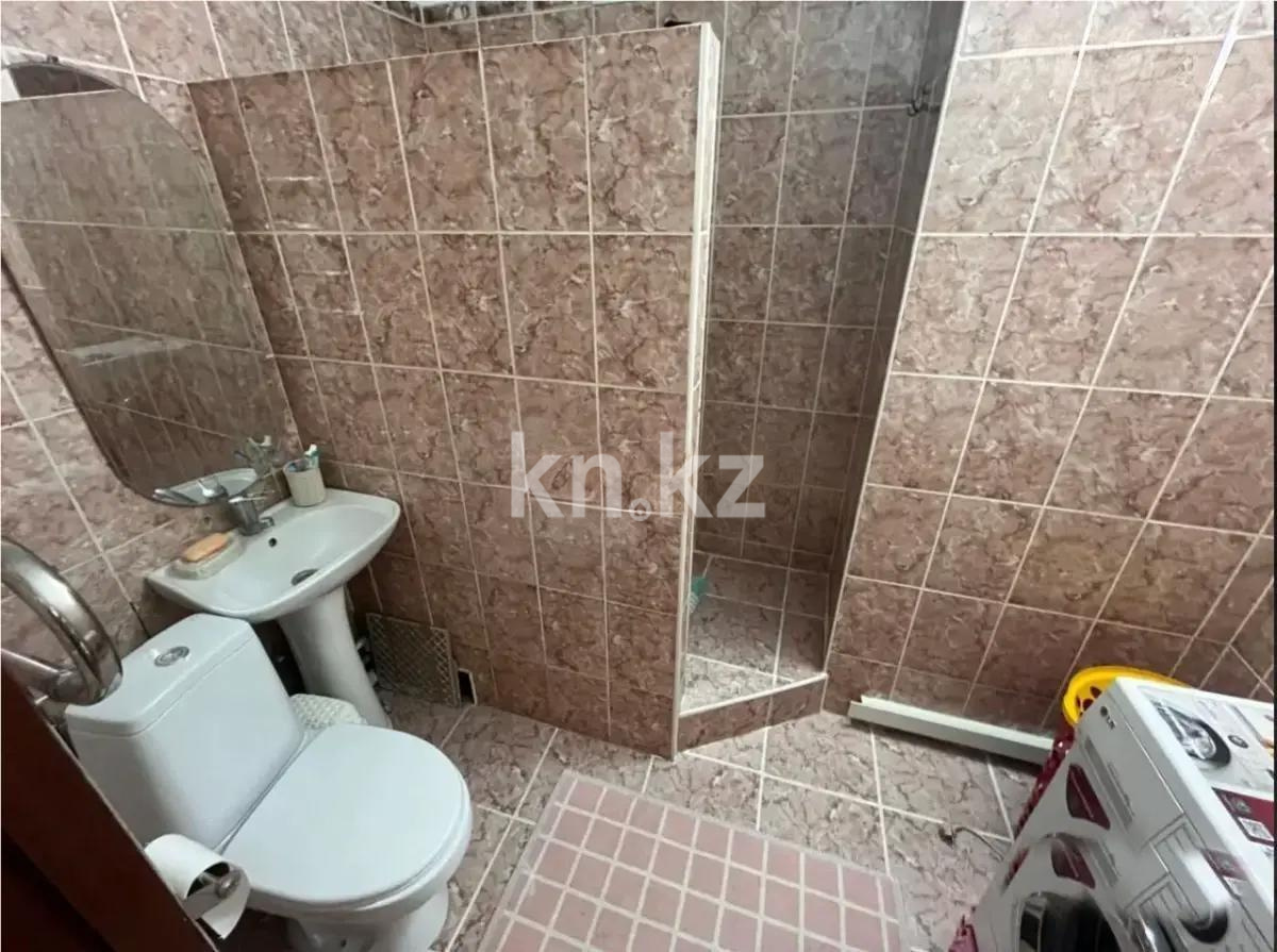 Продажа 2-комнатной квартиры, 45 м², ул. Кунаева, дом  20 в Алматы - фото 3