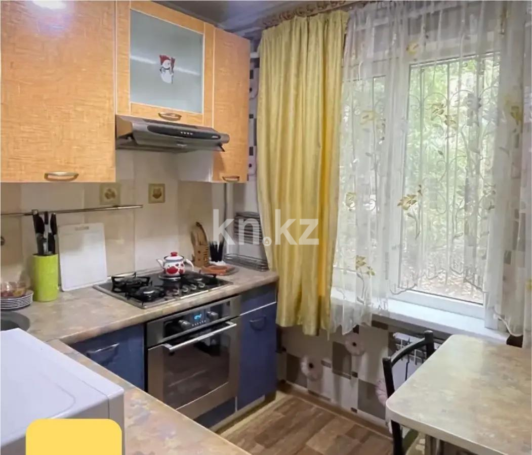 Продажа 1-комнатной квартиры, 32 м², 1 мкр., дом  74 в Алматы - фото 3