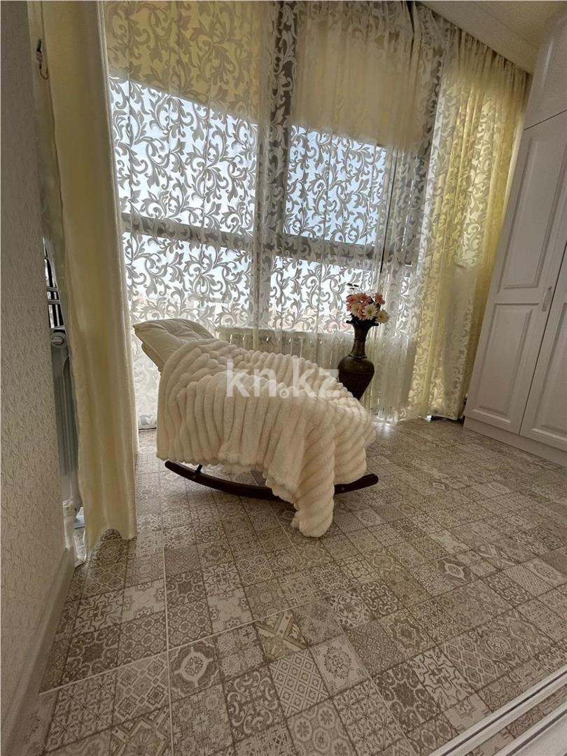 Продажа 3-комнатной квартиры, 84 м², ул. Ержанова, дом  34/1 в Караганде - фото 13