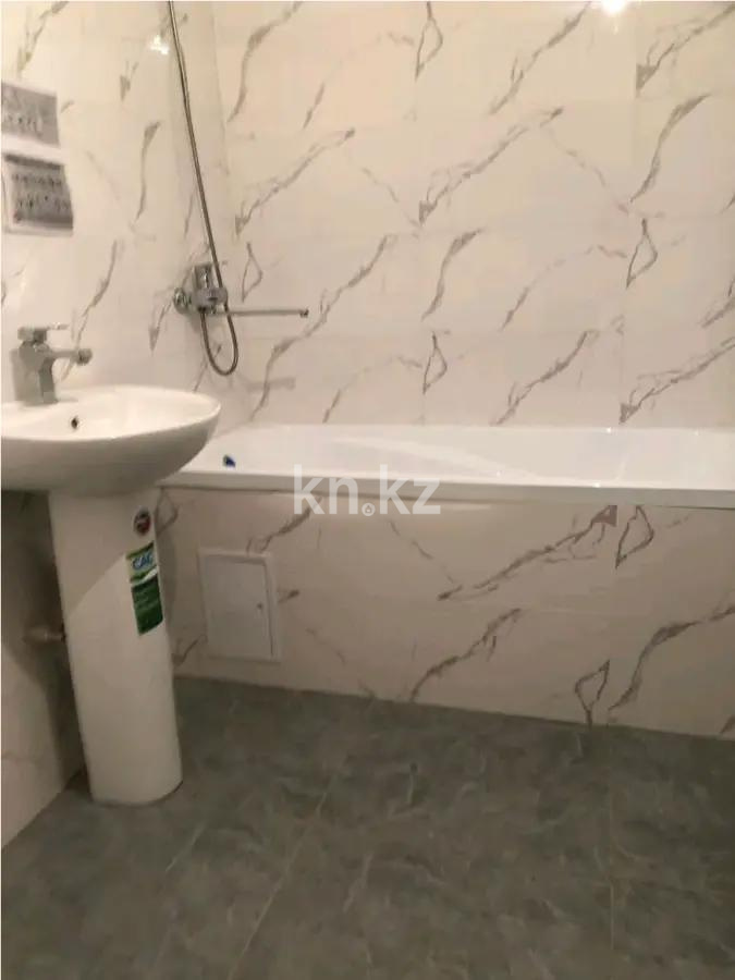 Продажа 1-комнатной квартиры, 40 м², ул. Байтурсынова, дом  16 в Астане - фото 2