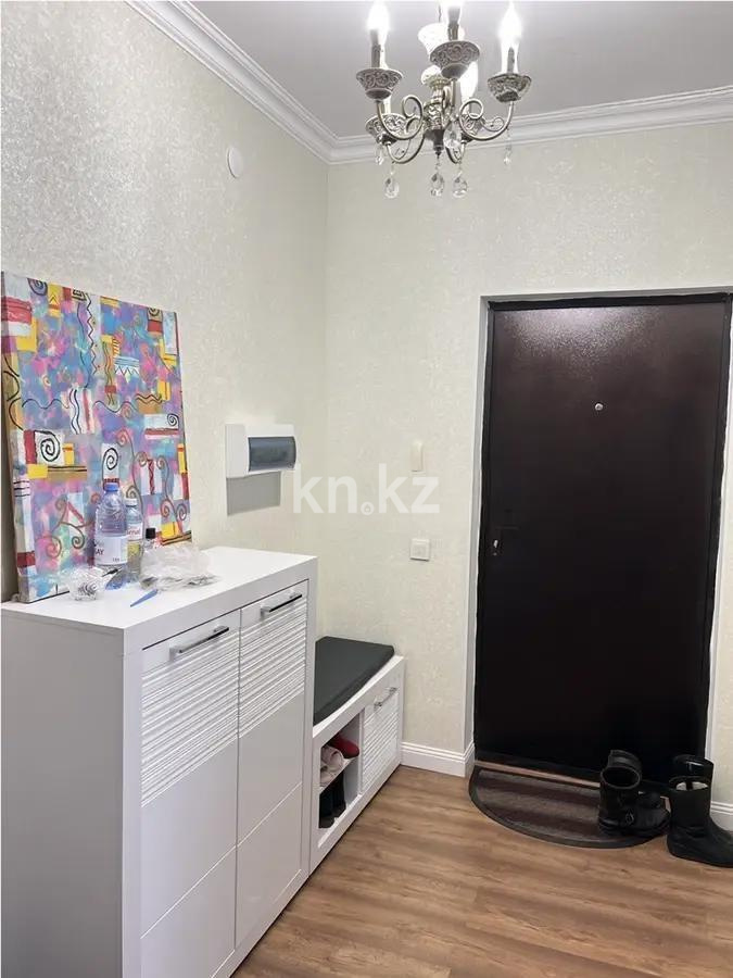 Продажа 2-комнатной квартиры, 73 м², ул. Утеген батыра, дом  17б в Алматы - фото 4