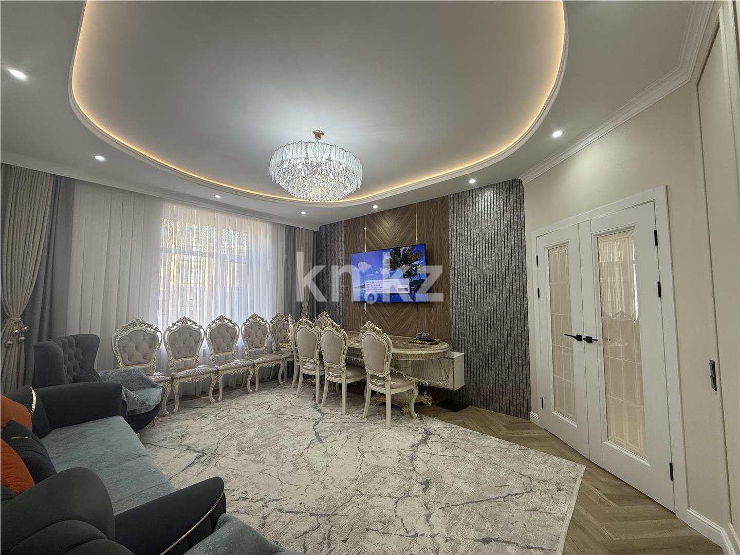 Продажа 4-комнатной квартиры, 120 м², ул. Ашимова, дом  13 в Караганде - фото 2