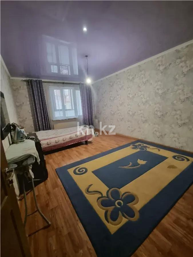 Продажа 3-комнатной квартиры, 103 м², мкр-н Аксай-4, дом  121 в Алматы - фото 2