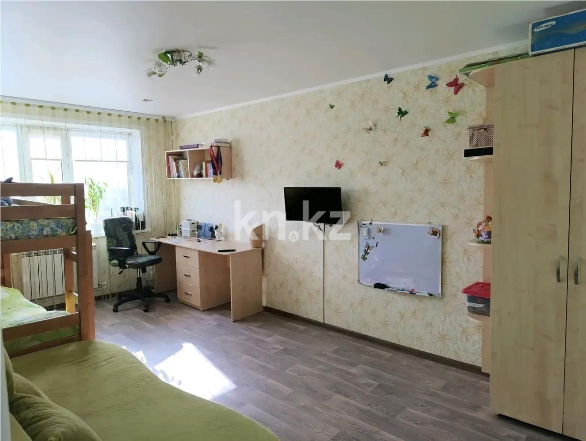 Продажа 3-комнатной квартиры, 62 м², мкр-н 23, дом  37 в Караганде - фото 3