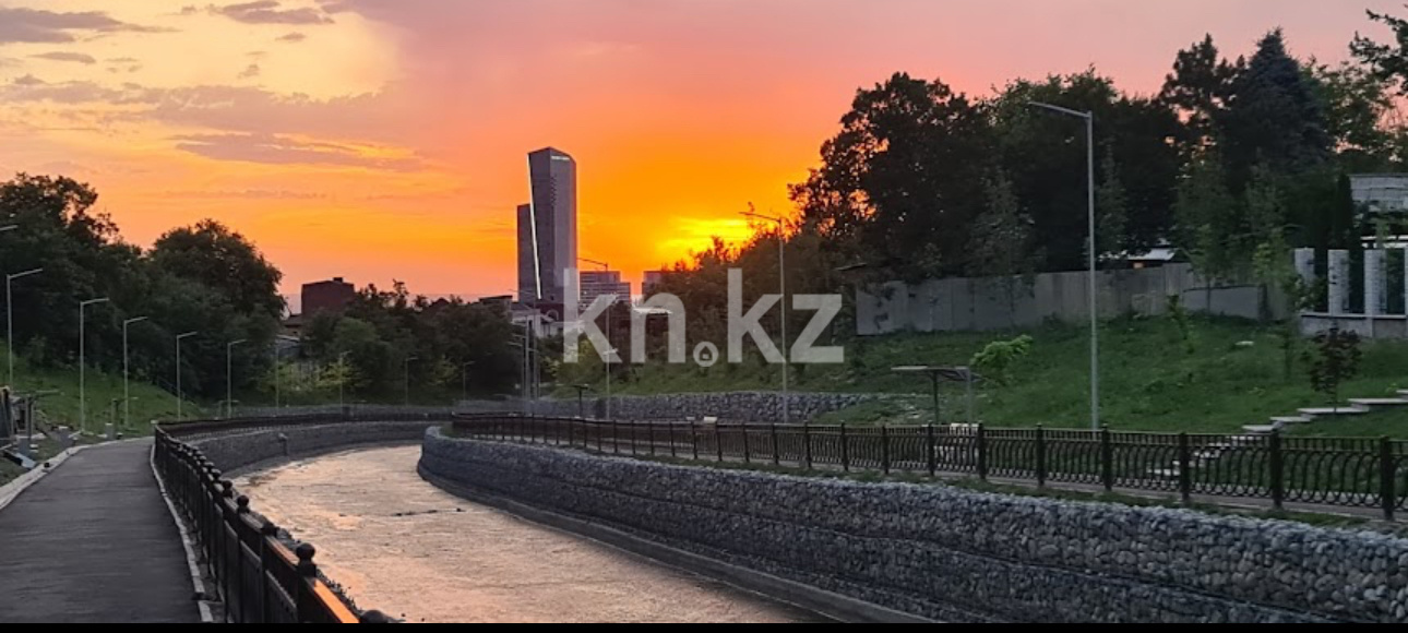 Продажа 3-комнатной квартиры, 64.7 м², мкр. Горный Гигант, дом  254/2 - ул. Каппарова в Алматы - фото 2