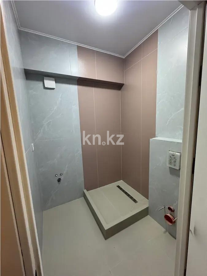 Продажа 3-комнатной квартиры, 74 м², ул. Валиханова, дом  83 в Алматы - фото 4