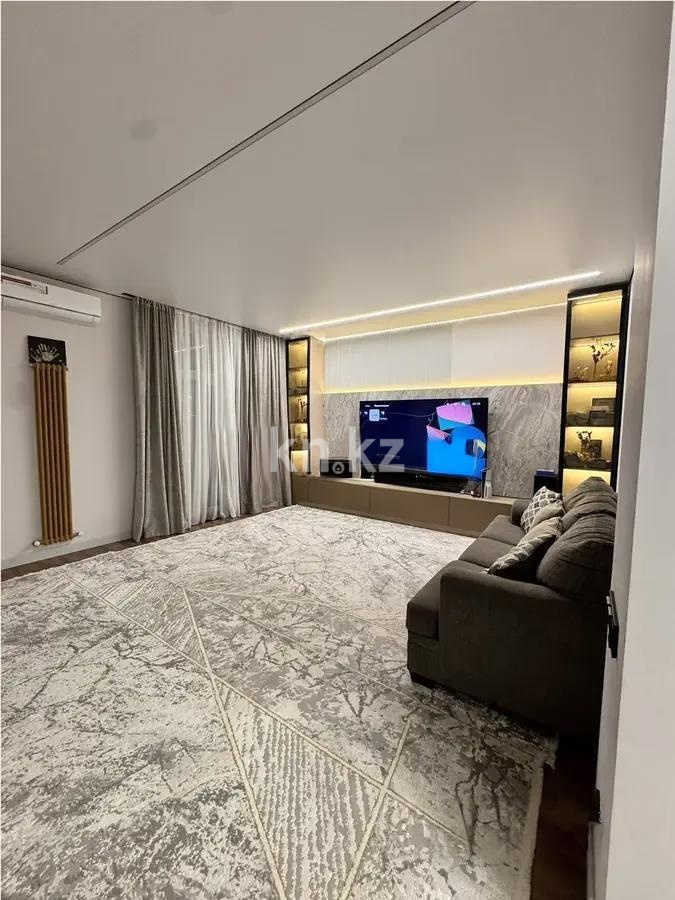 Продажа 5-комнатной квартиры, 204 м² в Алматы