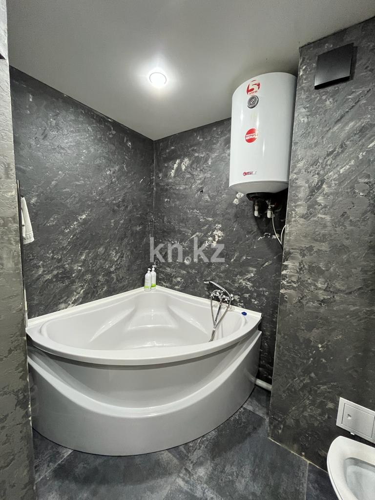 Продажа 4-комнатной квартиры, 80 м², мкр-н Орбита-1 в Караганде - фото 13