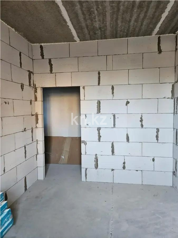 Продажа 2-комнатной квартиры, 55 м², 067 учетный квартал, дом  участок 502 в Караганде - фото 4