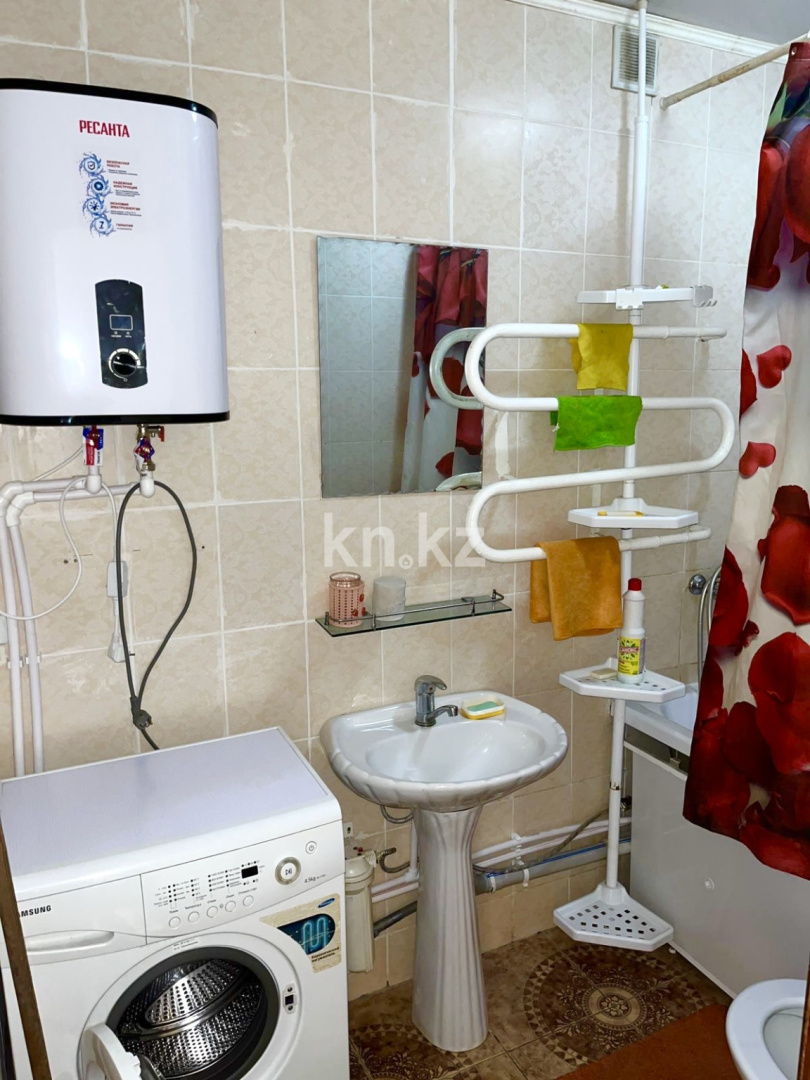 Аренда 1-комнатной квартиры посуточно, 40 м², мкр-н 9, дом  3 в Актау - фото 3