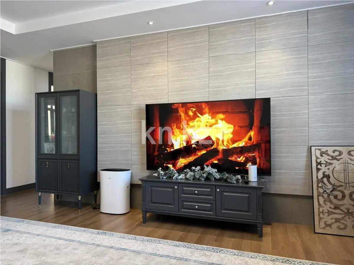 Продажа 4-комнатной квартиры, 130 м² в Астане