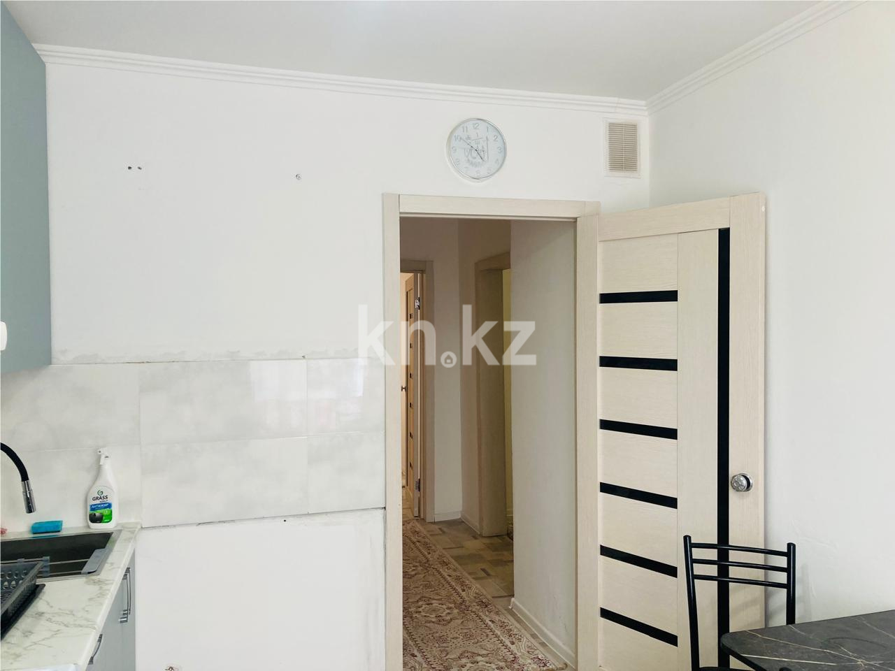 Продажа 3-комнатной квартиры, 68 м², мкр. Голубые Пруды в Караганде - фото 12