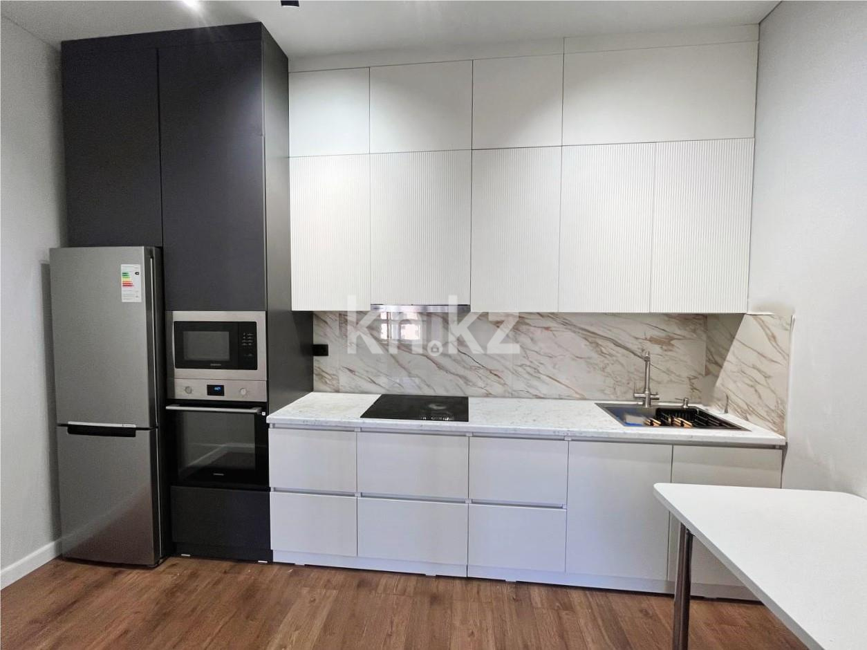 Продажа 4-комнатной квартиры, 94 м², ул. Муканова в Караганде - фото 3