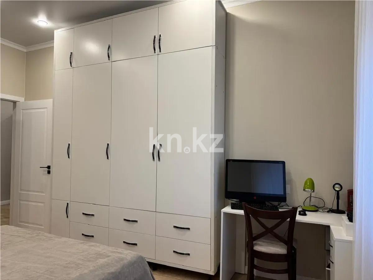 Продажа 3-комнатной квартиры, 90 м², пр. Республики, дом  участок 1/7 в Караганде - фото 2