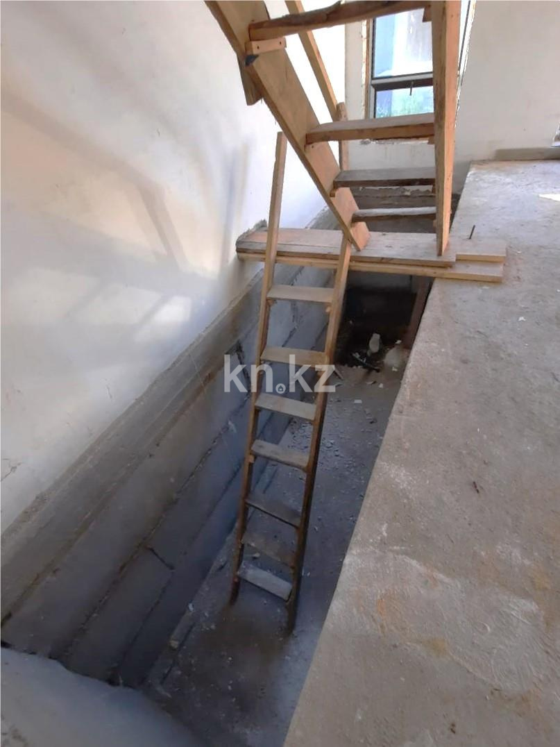 Продажа 4-комнатного дома, 267 м², ул. Алтайбаева, дом  43/4 в Караганде - фото 15