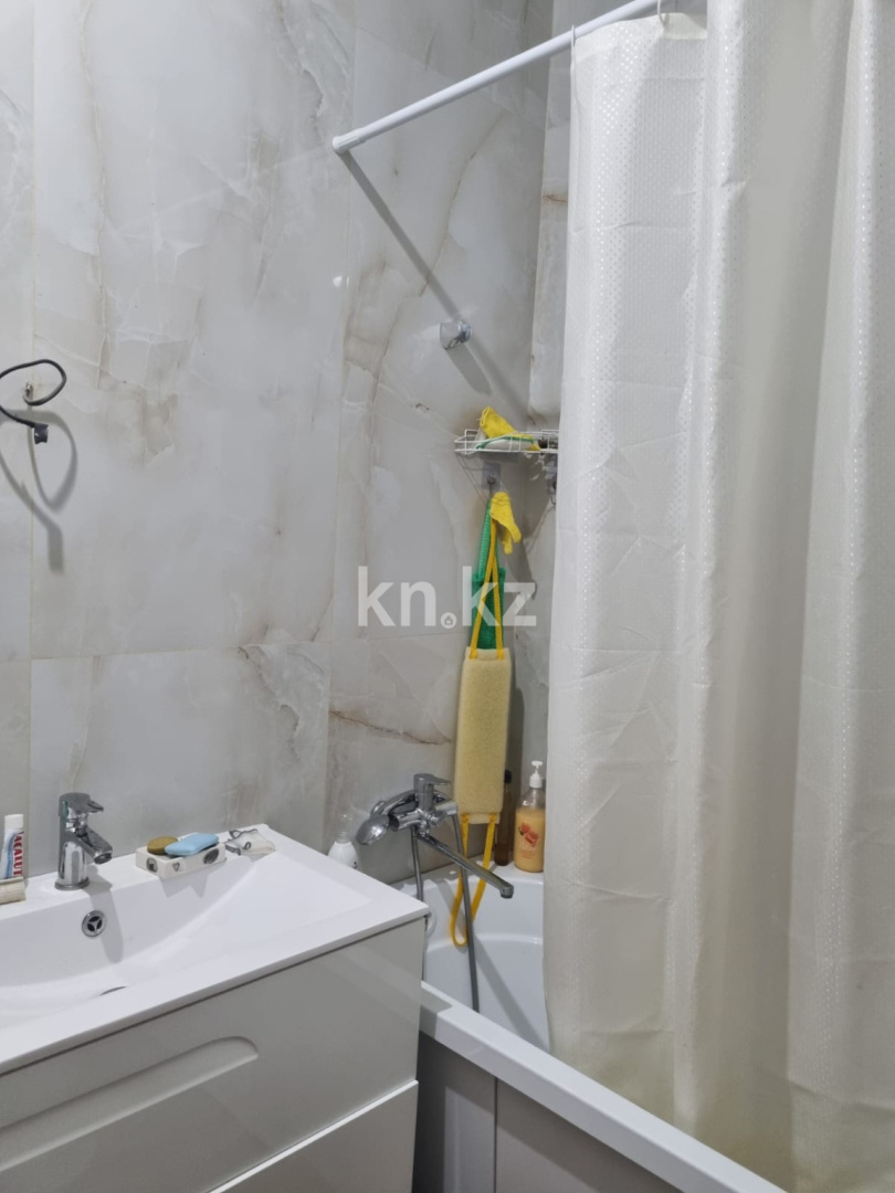 Продажа 2-комнатной квартиры, 70 м² в Караганде - фото 7