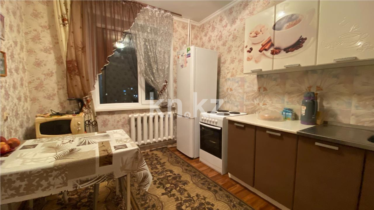 Продажа 3-комнатной квартиры, 63 м², мкр-н Гульдер-1 в Караганде - фото 7