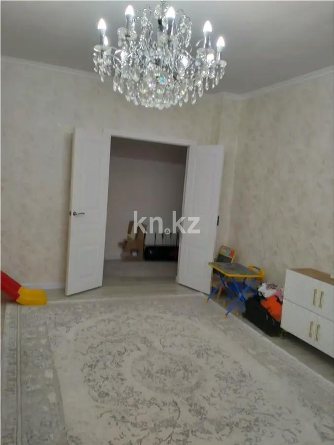 Продажа 2-комнатной квартиры, 67 м², ул. Момышулы, дом  28 в Караганде - фото 2