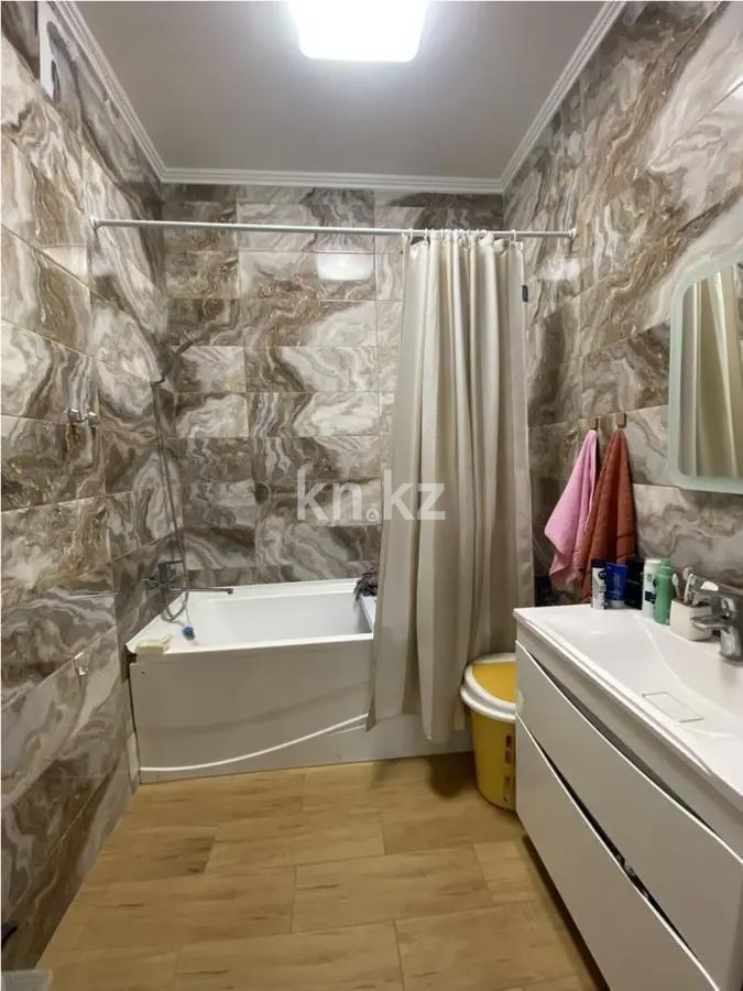Продажа 3-комнатной квартиры, 74.8 м² в Алматы - фото 4