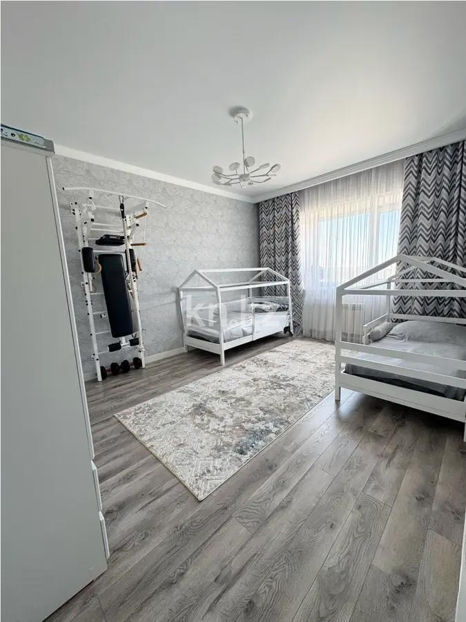 Продажа 4-комнатной квартиры, 114 м², ул. Жилой район 1, дом  9 в Караганде - фото 4