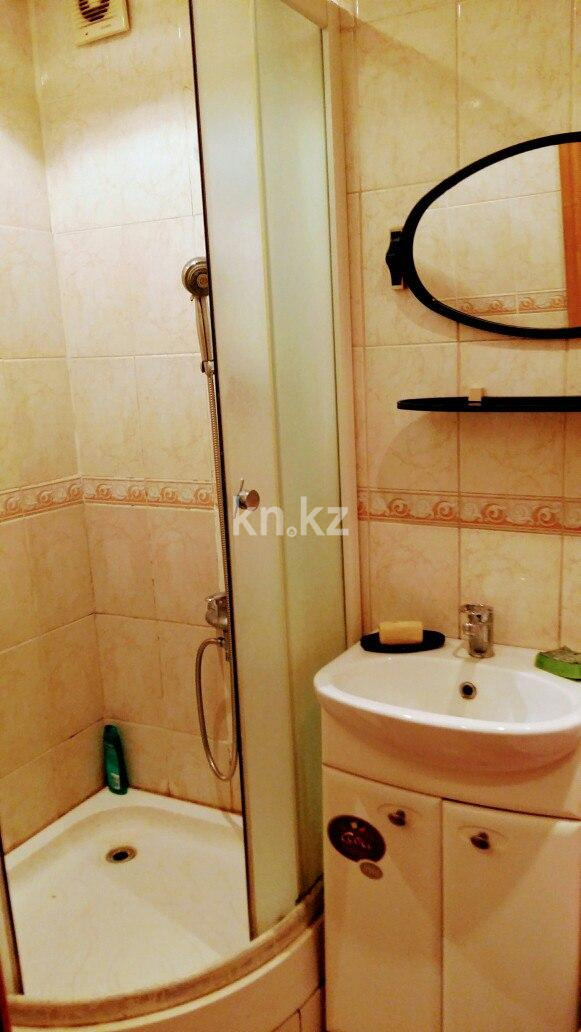 Продажа 1-комнатной квартиры, 33 м², ул. Курмангазы, дом  163 в Уральске - фото 2