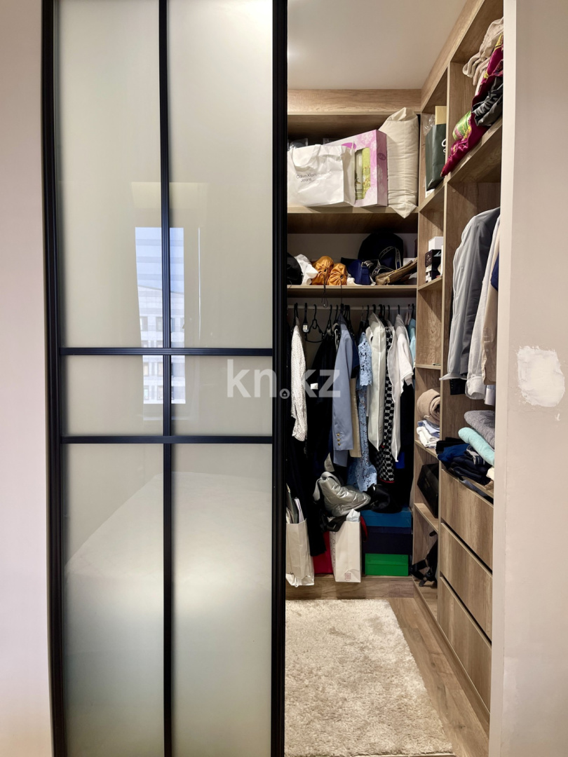 Продажа 3-комнатной квартиры, 101.9 м² в Алматы - фото 13