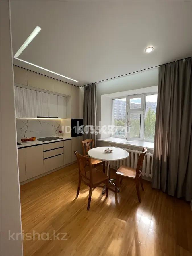 Продажа 3-комнатной квартиры, 98 м², ул. Сауран, дом  9 в Астане