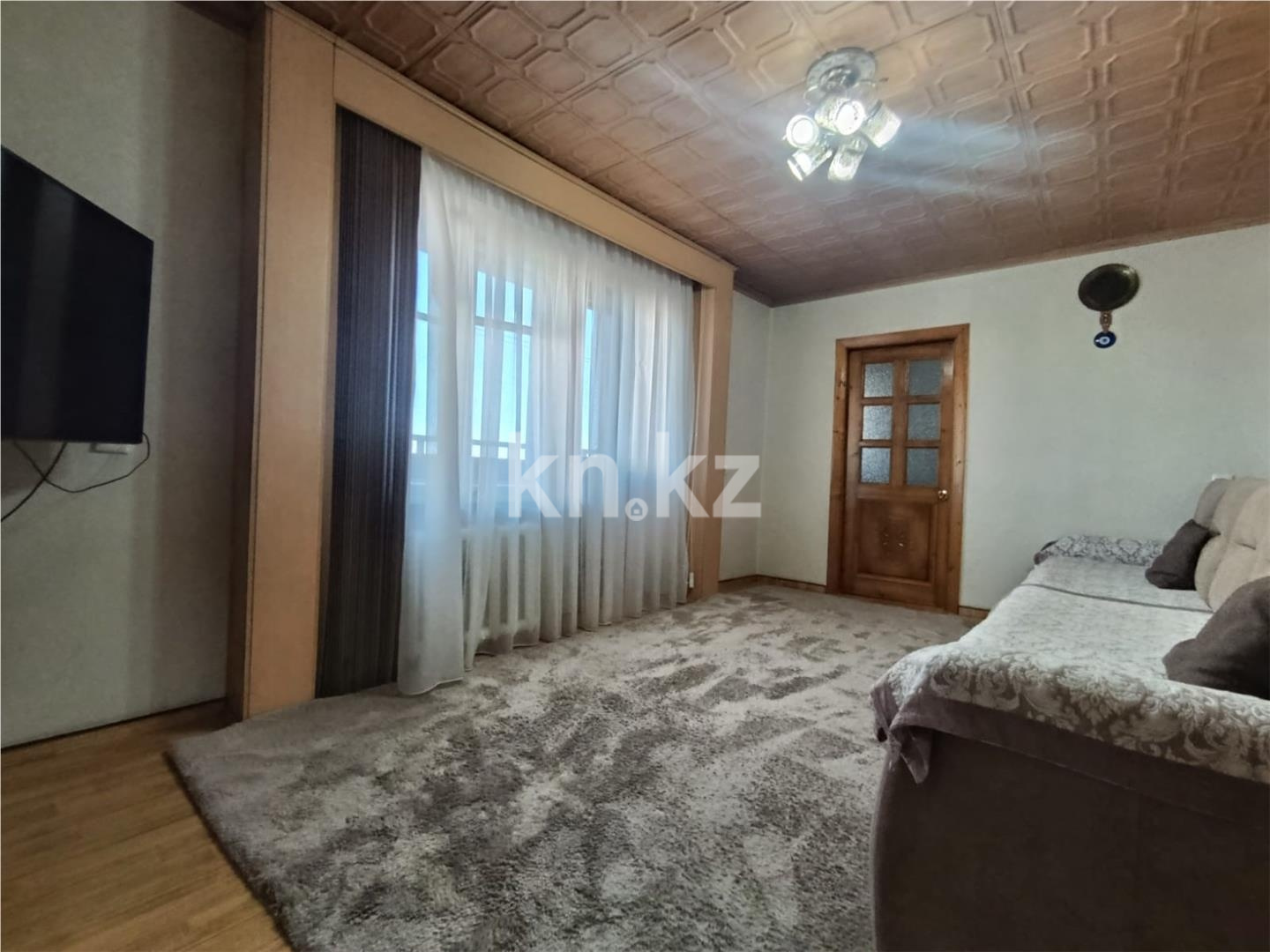 Продажа 4-комнатной квартиры, 95 м² в Караганде