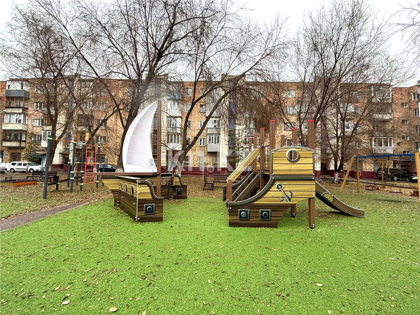 Продажа 2-комнатной квартиры, 51 м², ул. Аманжолова в Караганде - фото 18