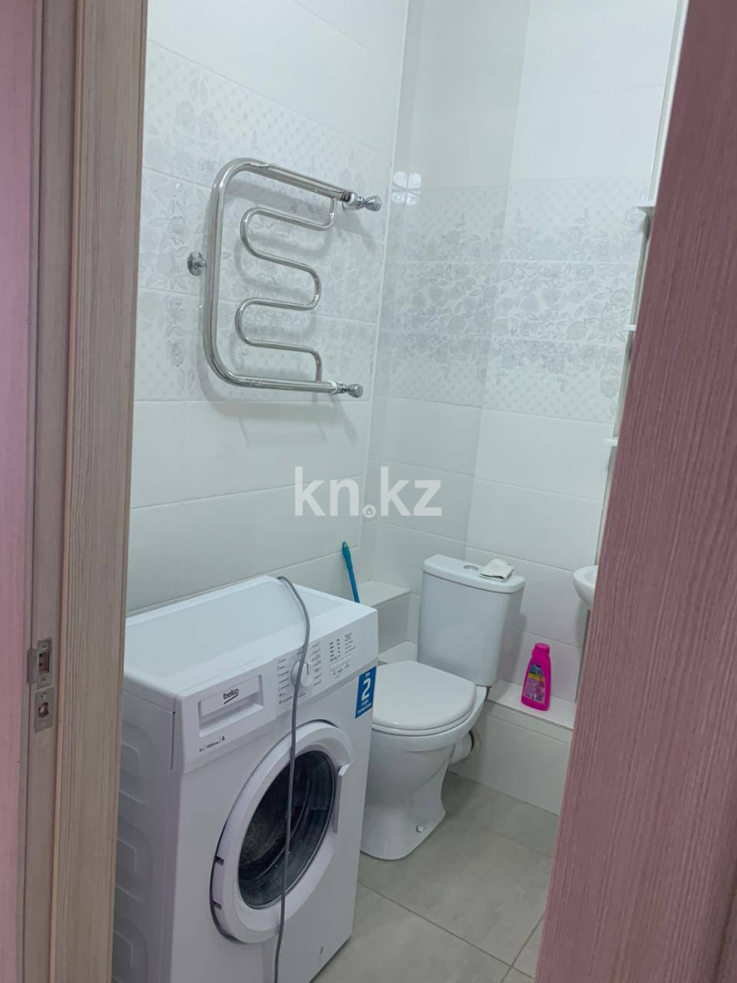 Аренда 1-комнатной квартиры, 40 м², ул. Аль-Фараби, дом  34 в Астане - фото 7