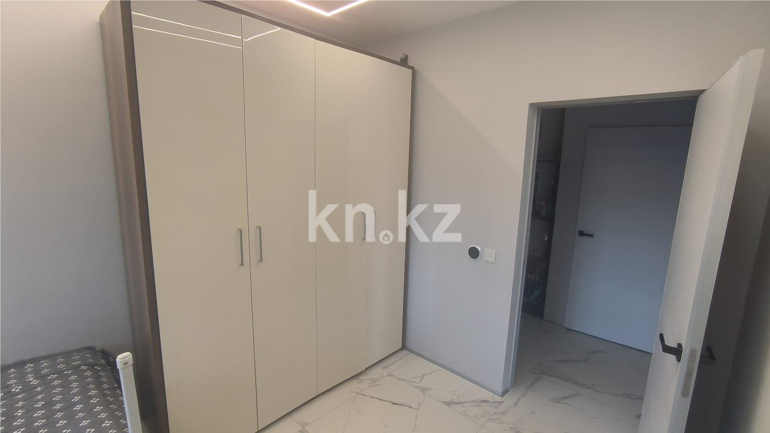 Продажа 3-комнатной квартиры, 107 м², ул. Таттимбета в Караганде - фото 12