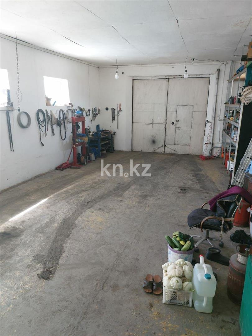 Продажа 7-комнатного дома, 220 м², ул. Менделеева, дом  39 в Караганде - фото 24